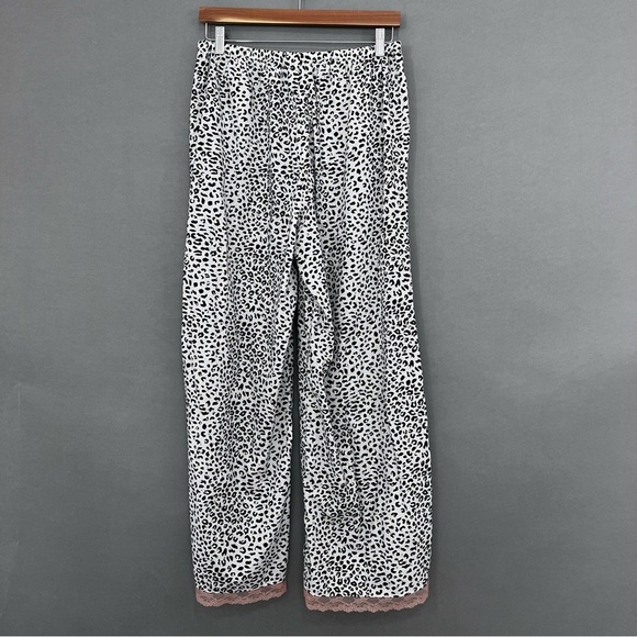 Victoria’s Secret Black Animal Print Gold Dot Lace Hem Pajama Pants - Picture 8 of 14